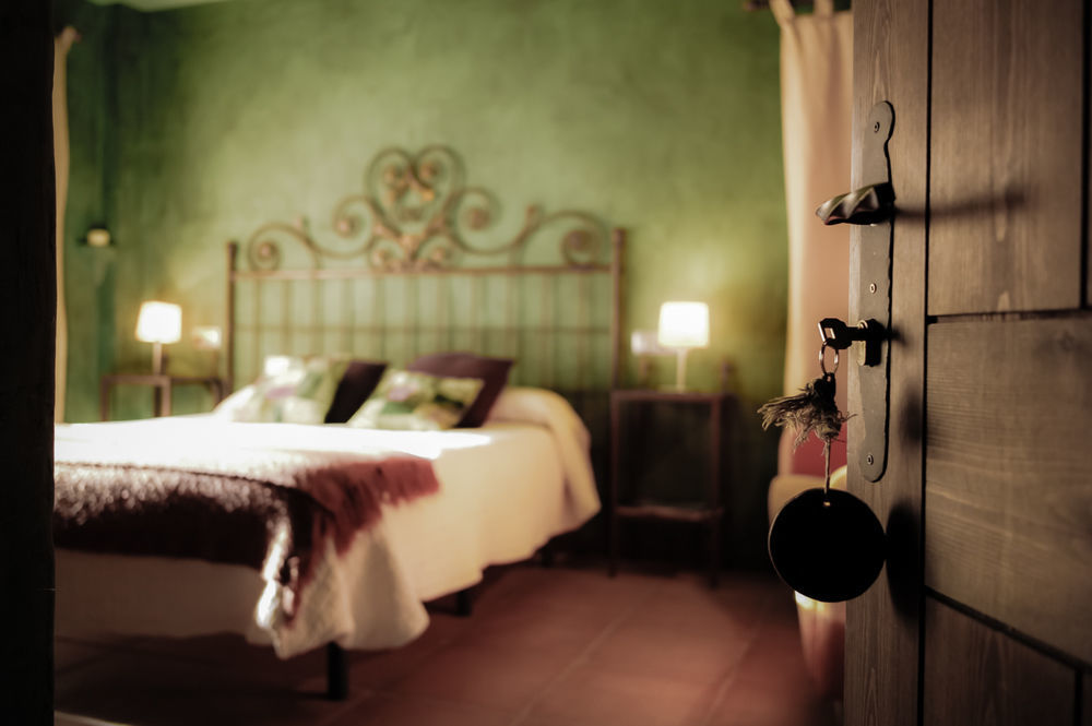 Monegal Hotel Sant Llorenç de Morunys Bagian luar foto